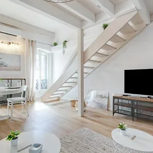 Apartment Splendid 2-bedroom Close To The Opera, Marseille